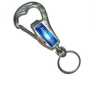 Chaveiro mosquetão com abridor de garrafa Mb1042 em metal Zamak, banhado em níquel sem argola. Possui os 2 lados disponíveis para personalização